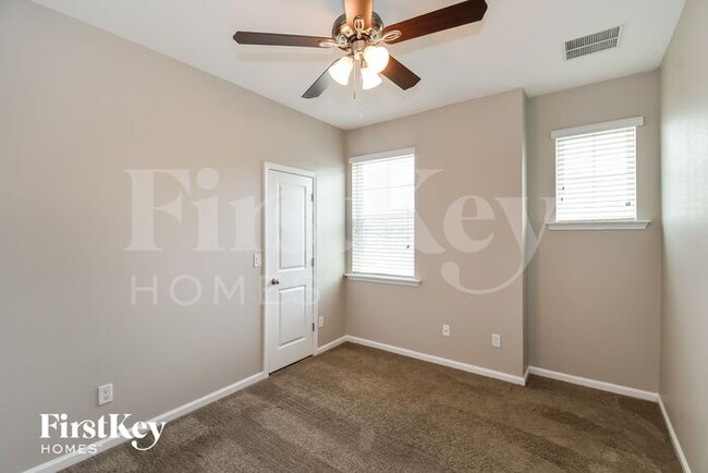 Building Photo - 1148 Laurel Valley Dr