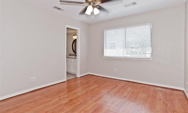 Building Photo - 7450 Holly Hill Dr