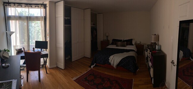 Guest bedroom - 389 N St SW