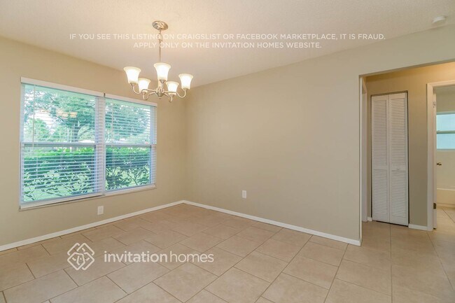 Building Photo - 15103 Southfork Dr