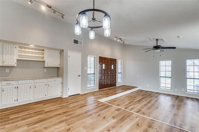 Building Photo - 1213 Bass Dr
