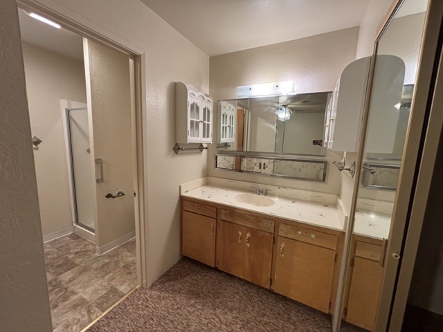 Building Photo - 2847 Moulton Dr