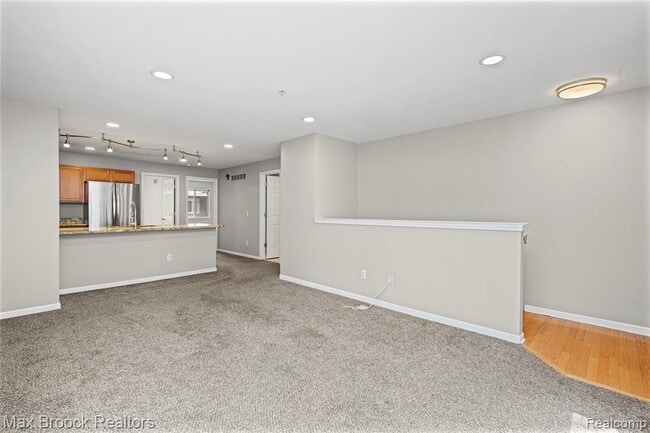 Building Photo - 1071 Beaver Run