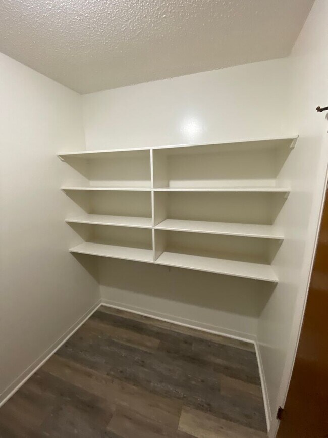 Building Photo - 3/1 in Shelby, NC close to Hwy 74 and uptown Shelby