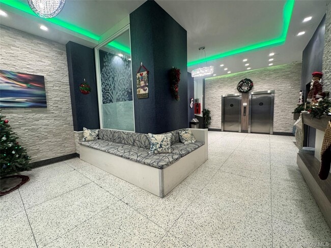 Building Photo - 43 Bronx River Rd