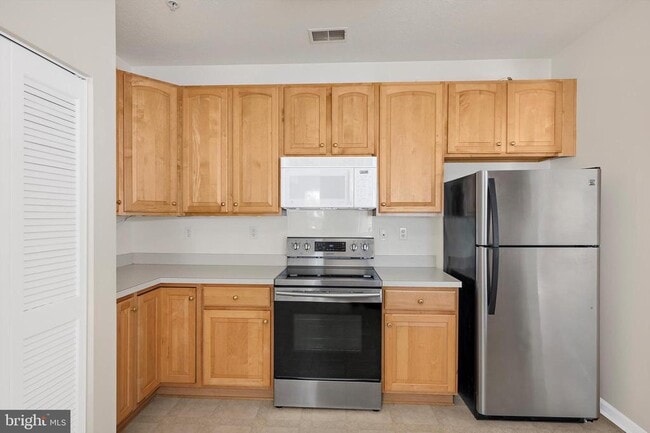 Building Photo - 2495 Amber Orchard Ct