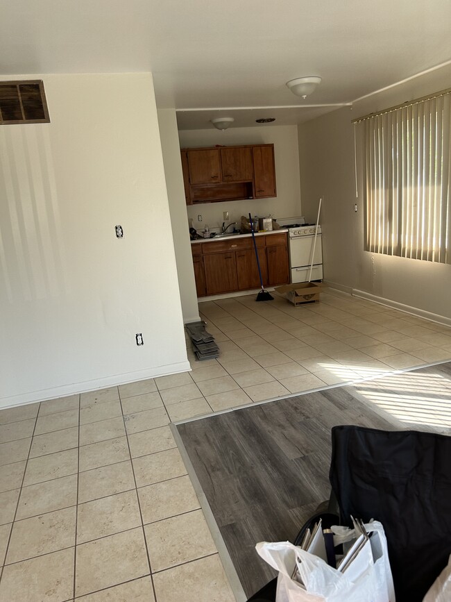 Building Photo - 11241 Westborough Rd