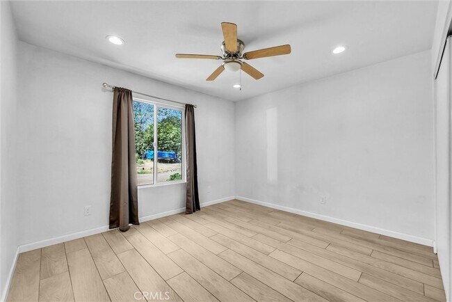 Building Photo - 9321 Sage Ave