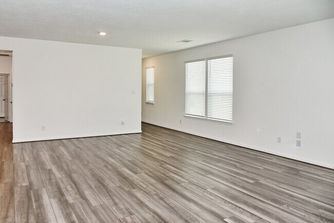 Building Photo - 20119 Little Cub Ln