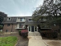 Building Photo - 238 E Bailey Rd