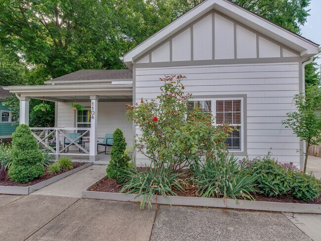 Building Photo - Updated and well appointed home in the his...