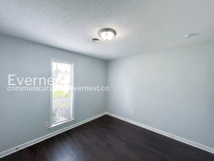 Building Photo - 7127 Markim Dr