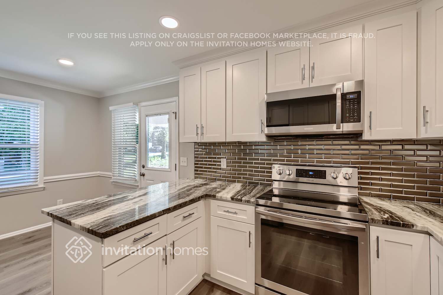 Building Photo - 6837 Van De Rohe Dr