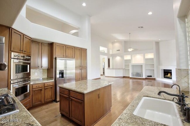 Building Photo - 6738 E Montreal Pl