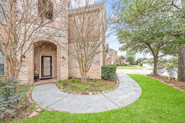 Building Photo - 9710 Lansing Meadows Dr