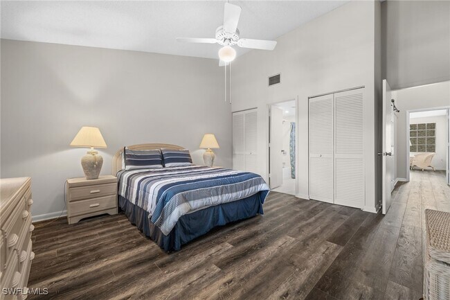 Building Photo - 833 Meadowland Dr