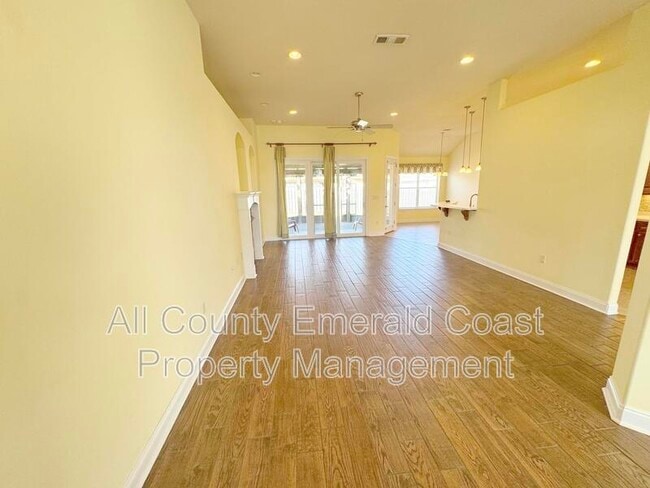 Building Photo - 4403 Sonoma Cir