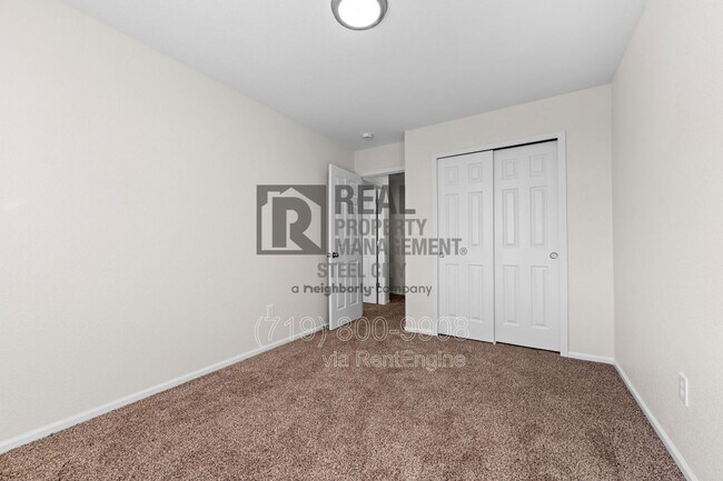 Building Photo - 5085 Tabor Lane