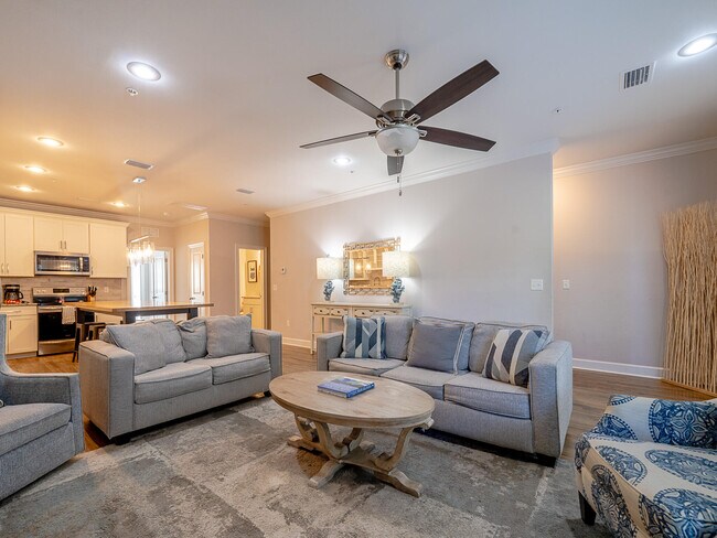 Building Photo - 257 Driftwood Rd