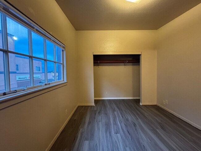 Building Photo - 960cking