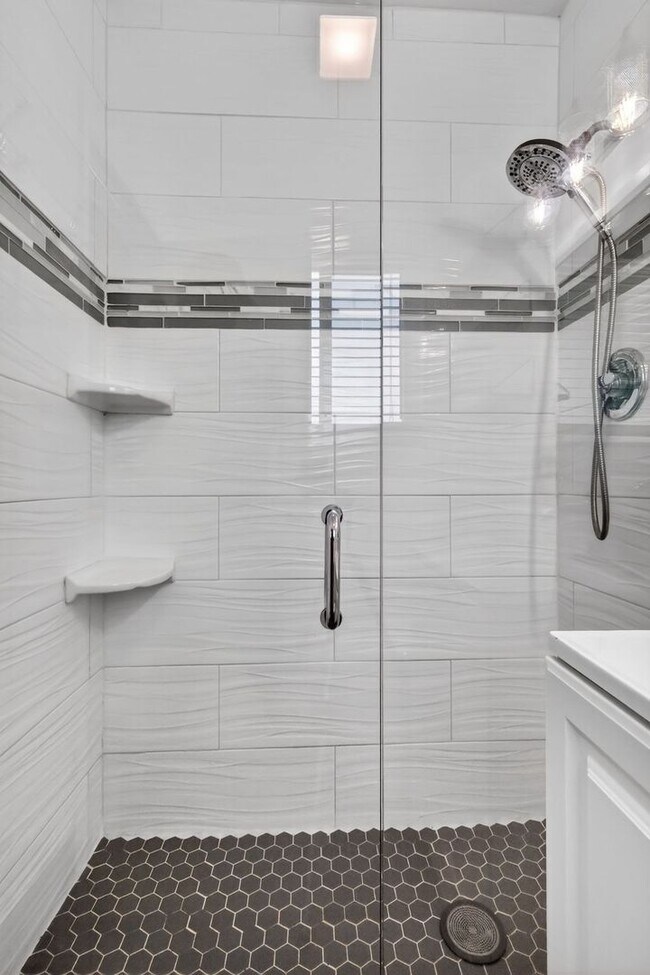 Building Photo - Stunning home for rent!