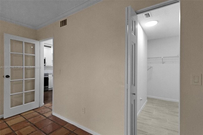 Building Photo - 4165 SW 85th Ave