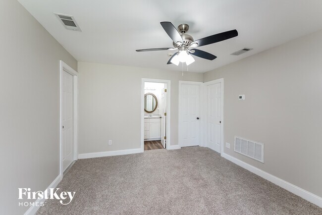 Building Photo - 1596 Mountain Lodge Trail