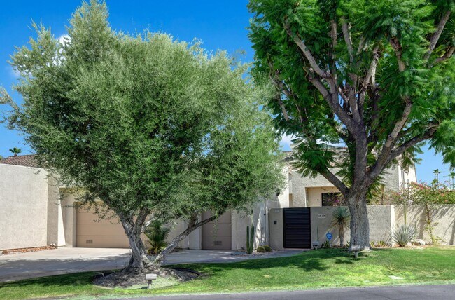 Building Photo - 10509 Sunningdale Dr