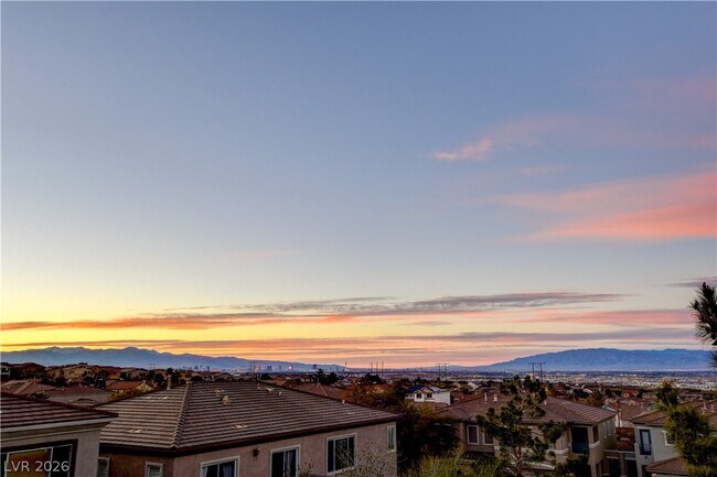 Building Photo - 708 Respectful Ridge Ave