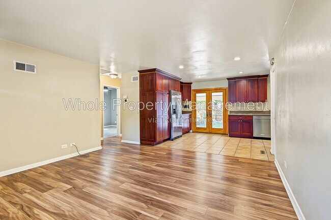 Building Photo - 2727 S Steele St