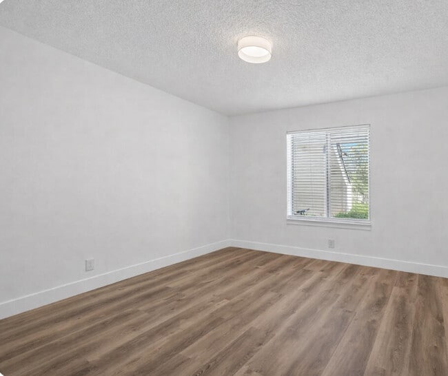 Building Photo - 6258 Chasewood Dr