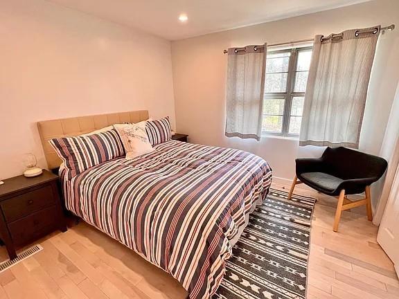 Building Photo - 4 Ulverston Dr