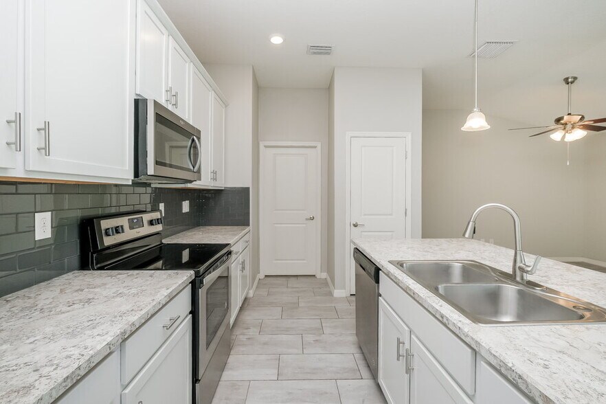 Building Photo - 11212 Cardinal Pointe Pl