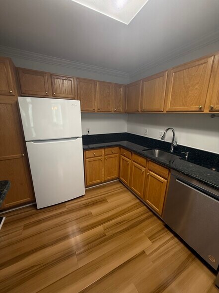 Building Photo - 11801 Rockville Pike