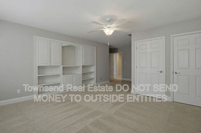 Building Photo - 200 Litchfield Pl
