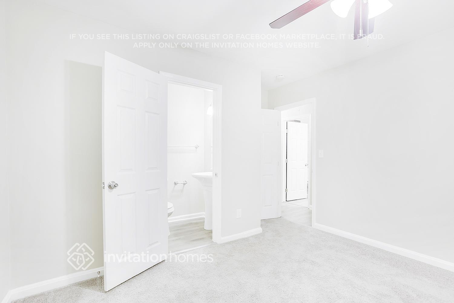 Building Photo - 2716 Lancaster Dr