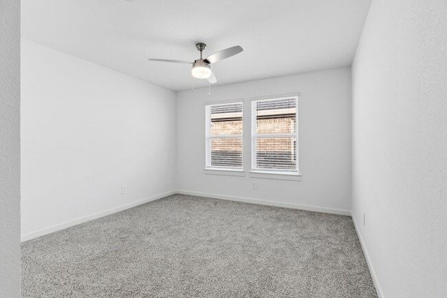 Building Photo - 31514 Avebury Lake Ln