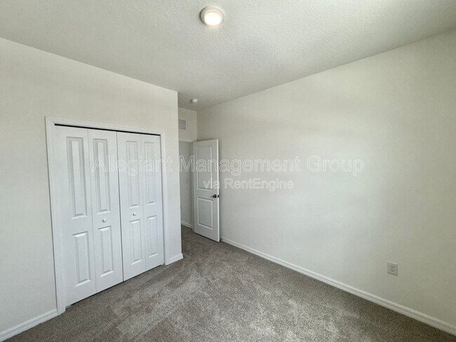 Building Photo - 4570 Small Creek Rd