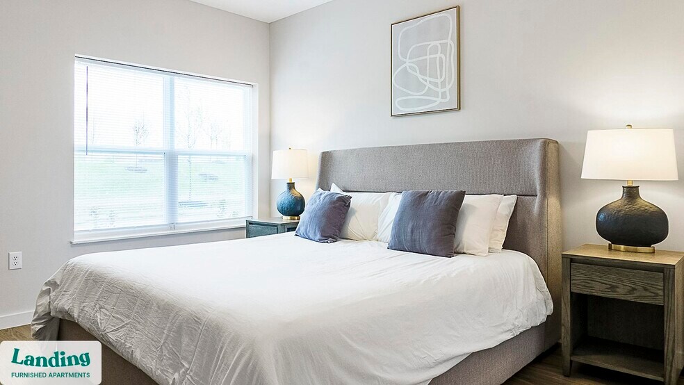 Building Photo - 9906 Runway Dr