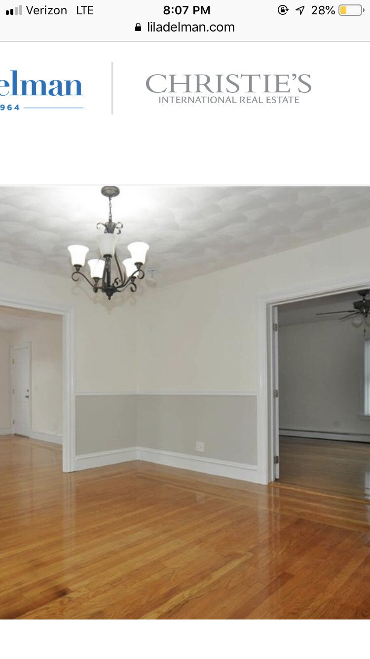 Building Photo - 208 Warren Ave