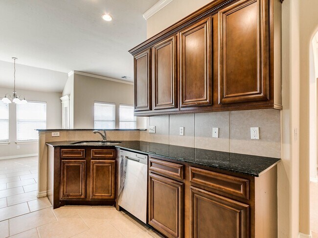 Building Photo - 2724 Busheywood Dr