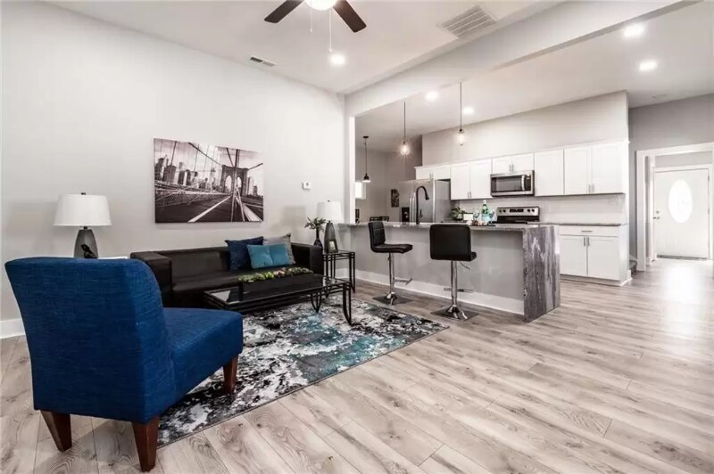 Building Photo - 243 Terrace Ave