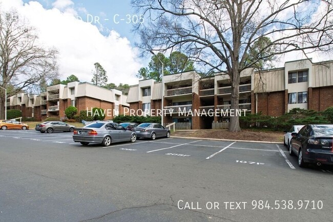 Building Photo - 500 Umstead Dr