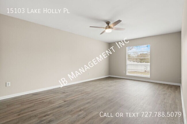 Building Photo - 15103 Lake Holly Pl