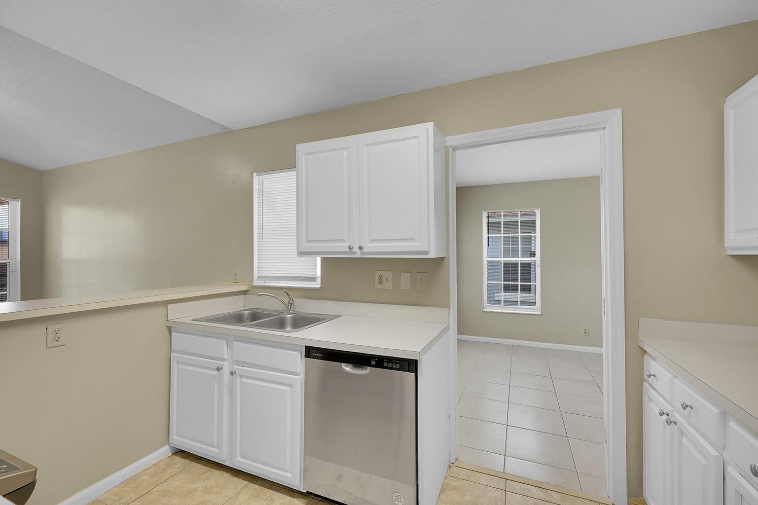 Building Photo - 901 10th St