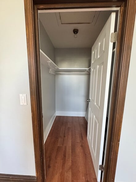 Building Photo - 4217 Danneel St