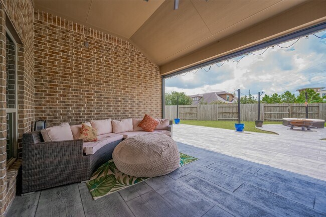 Building Photo - 4227 Lodge Ranch Ct