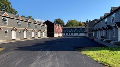 Building Photo - 2701 Garvey Ln