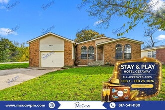 Building Photo - 14614 Seminole Dr