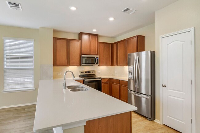 Building Photo - Applications Pending: Brand New Home for Lease in Southeast Austin